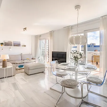 Апартаменты 34 Rooftop Sea Views Эстепона