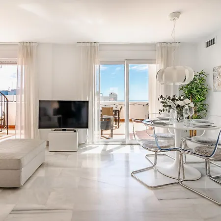34 Rooftop Sea Views Эстепона