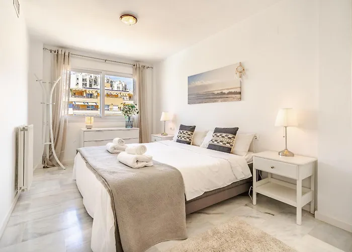 34 Rooftop Sea Views * Estepona