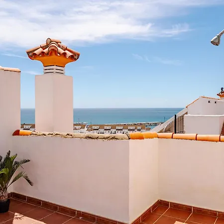 Διαμέρισμα 34 Rooftop Sea Views *