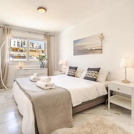 34 Rooftop Sea Views * Estepona